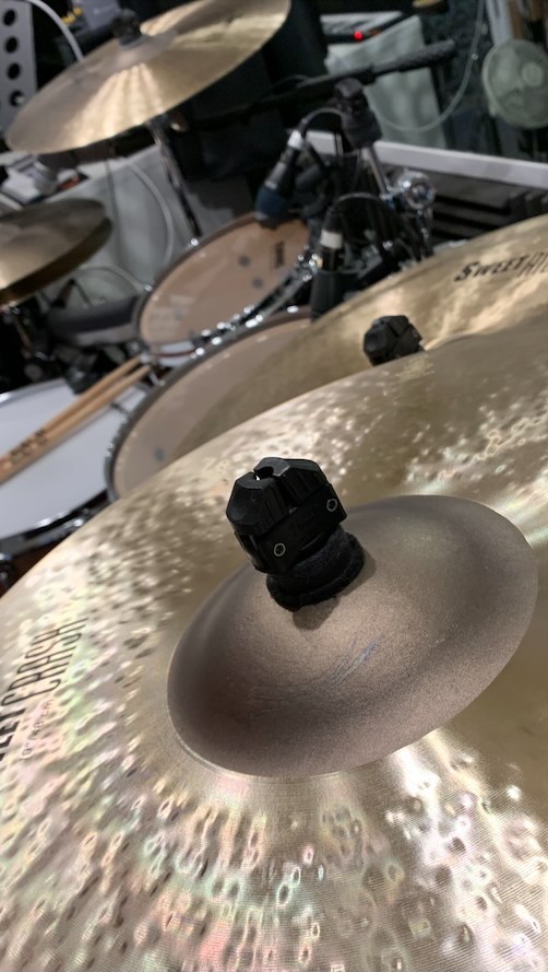 15” hi-hats, 17” & 19” crashes and a 21” ride. Recorded using a stereo pair of Røde NT5 microphones.

@zildjiancompany #zildjian #ksweet #cymbals #drums #drummer #drumlife #willbeavis #pearldrums #vicfirth #evansdrumheads #rødemic